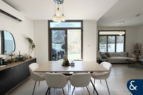 Kaupunkipientalo Town Square, Dubai, Arabiemiraatit 3 makuuhuonetta, 202 m2 № 697724 - kuva 6