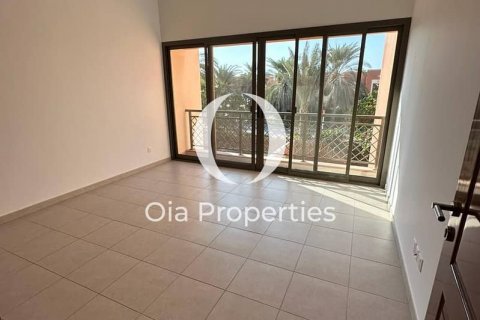 Villa en alquiler en Abu Dhabi, EAU 4 dormitorios, 273 m2 № 644683 - foto 10