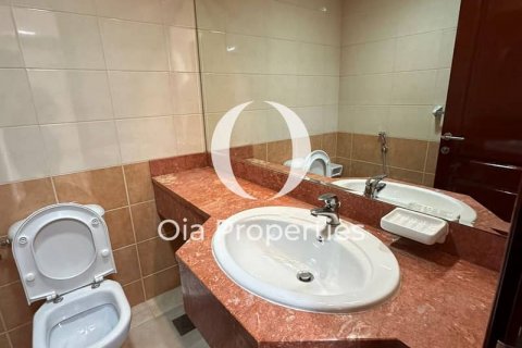 Villa en alquiler en Abu Dhabi, EAU 4 dormitorios, 273 m2 № 644683 - foto 17