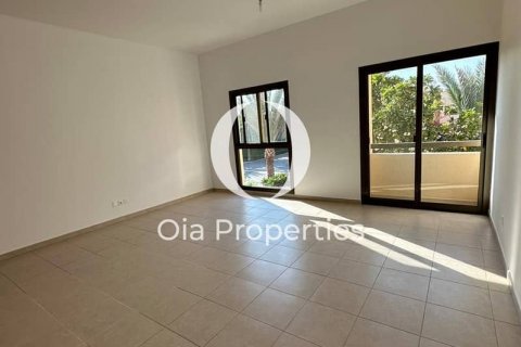 Villa en alquiler en Abu Dhabi, EAU 4 dormitorios, 273 m2 № 644683 - foto 7