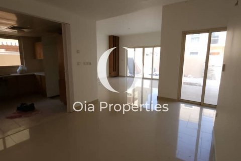 Townhouse sa Al Raha Gardens, Abu Dhabi, UAE 4 silid-tulugan, 240 sq.m. № 644685 - larawan 1