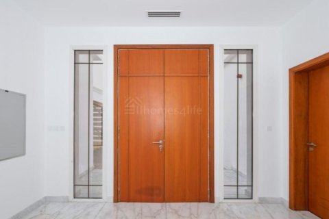 Al Furjan, Dubai, संयुक्त अरब अमीरात में विला, 5 बेडरूम, 609 वर्ग मीटर, संख्या 678602 - फ़ोटो 19