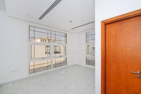 Al Furjan, Dubai, संयुक्त अरब अमीरात में विला, 5 बेडरूम, 609 वर्ग मीटर, संख्या 678602 - फ़ोटो 15