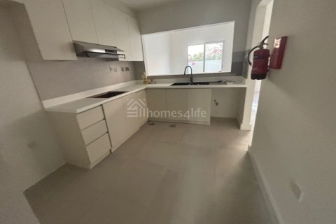 Shtëpi në qytet në Dubai Land, Dubai, Emiratet e Bashkuara Arabe 3 dhoma gjumi, 161 m2. № 678603 - Foto 10