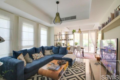 Снять в аренду виллу в The Springs, Дубай, ОАЭ 3 спальни, 358м2, № 680983 - фото 1