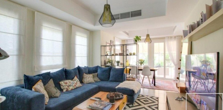 Вилла в The Springs, Дубай, ОАЭ 3 спальни, 358м2 № 680983