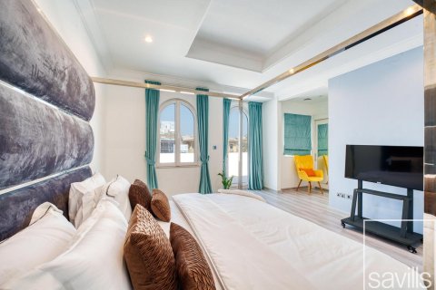 Villa en alquiler en Palm Jumeirah, Dubai, EAU 4 dormitorios, 657 m2 № 680979 - foto 15