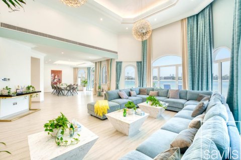 Villa en alquiler en Palm Jumeirah, Dubai, EAU 4 dormitorios, 657 m2 № 680979 - foto 4