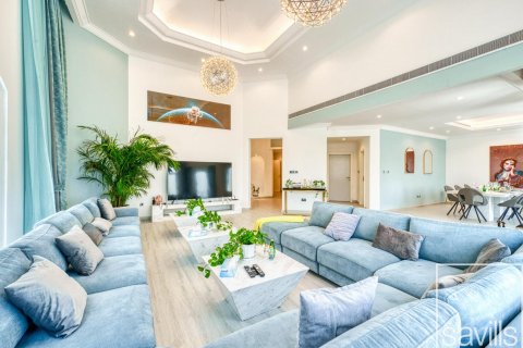 Villa en alquiler en Palm Jumeirah, Dubai, EAU 4 dormitorios, 657 m2 № 680979 - foto 6