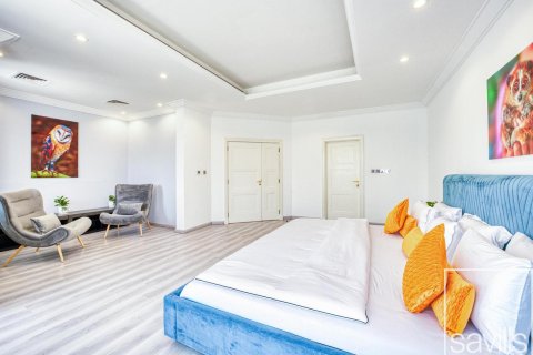 Villa en alquiler en Palm Jumeirah, Dubai, EAU 4 dormitorios, 657 m2 № 680979 - foto 16