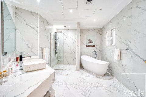 Villa en alquiler en Palm Jumeirah, Dubai, EAU 4 dormitorios, 657 m2 № 680979 - foto 18