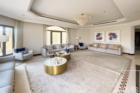 Huvila Palm Jumeirah, Dubai, Arabiemiraatit 5 makuuhuonetta, 622 m2 № 680980 - kuva 3