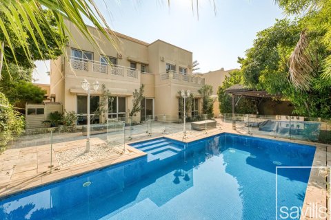 Villa en alquiler en Meadows, Dubai, EAU 5 dormitorios, 552 m2 № 680982 - foto 2