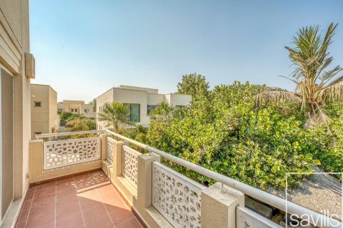 Villa en alquiler en Meadows, Dubai, EAU 5 dormitorios, 552 m2 № 680982 - foto 29