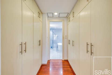 Villa en alquiler en Meadows, Dubai, EAU 5 dormitorios, 552 m2 № 680982 - foto 18