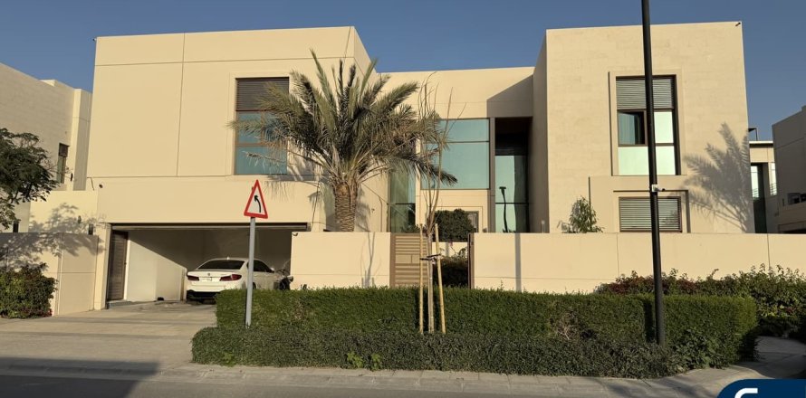 וילה ב Meydan, Dubai, איחוד האמירויות 5 חדרי שינה, 925 מ"ר מספר 697592