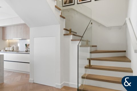 Villa til salg i The Springs, Dubai, UAE 3 soveværelser, 210 kvm № 697596 - foto 16