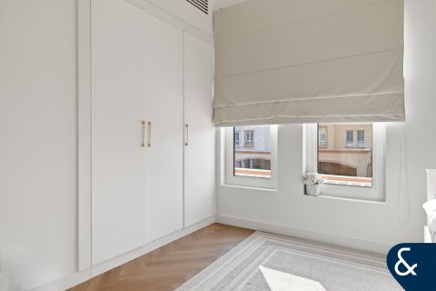 Villa til salg i The Springs, Dubai, UAE 3 soveværelser, 210 kvm № 697596 - foto 24