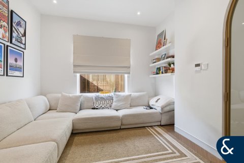 Villa til salg i The Springs, Dubai, UAE 3 soveværelser, 210 kvm № 697596 - foto 13