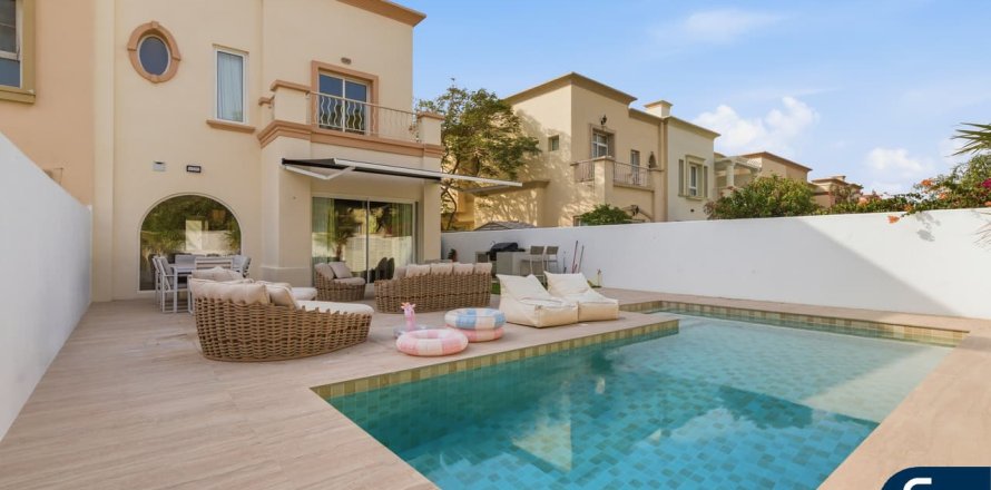 Villa i The Springs, Dubai, UAE 3 soveværelser, 210 kvm № 697596