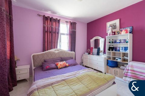 The Lakes、Dubai、UAE にあるヴィラ販売中 4ベッドルーム、270 m2、No698057 - 写真 21