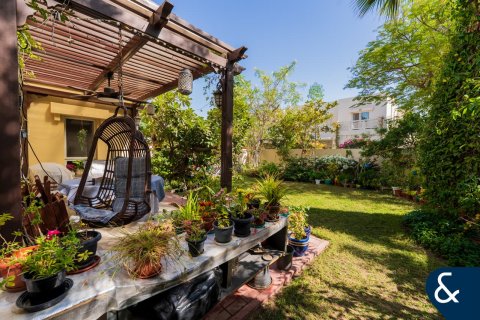 The Lakes、Dubai、UAE にあるヴィラ販売中 4ベッドルーム、270 m2、No698057 - 写真 28