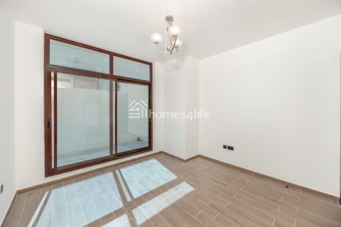 Townhouse in Mohammed Bin Rashid City, Dubai, UAE 4 bedrooms, 187 sq.m. № 711280 - photo 12