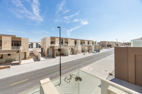 Townhouse in Mohammed Bin Rashid City, Dubai, UAE 4 bedrooms, 187 sq.m. № 711280 - photo 6
