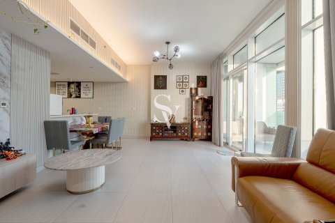 Appartamento in affitto a Bur Dubai, Dubai, EAU 2 camere da letto, 152 mq. № 711198 - foto 4