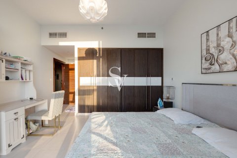 Appartamento in affitto a Bur Dubai, Dubai, EAU 2 camere da letto, 152 mq. № 711198 - foto 16