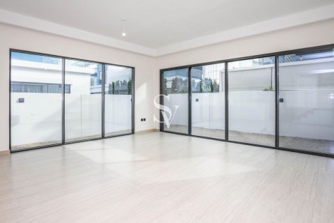 Kuća u nizu u Damac Lagoons, Dubai, UAE 5 spavaćih soba, 220 m2 Br. 711200 - fotografija 19