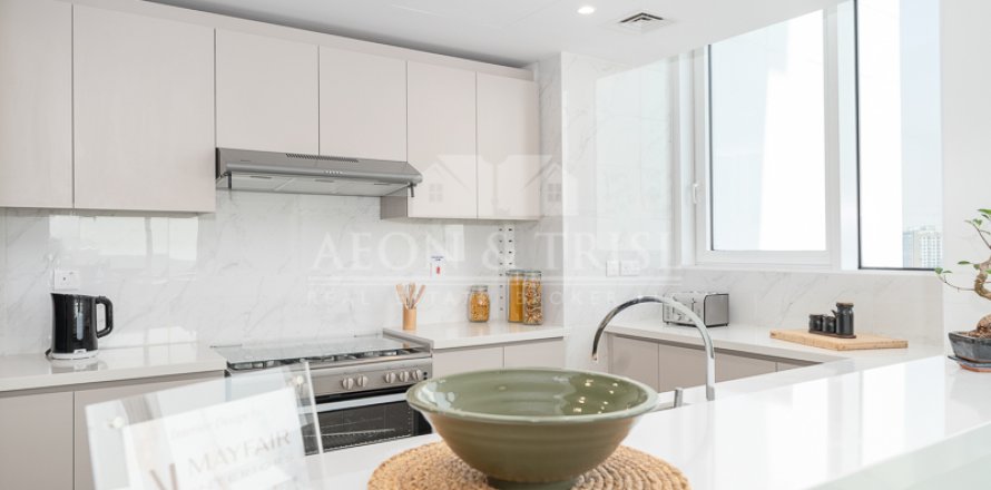 Byt v Al Kifaf, Dubai, SAE 3 ložnice, 164 m² Č.: 648693