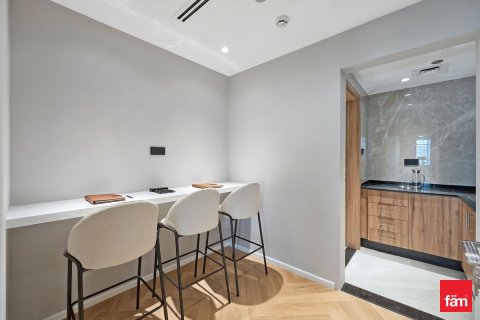 Opisina sa Dubai, UAE 483.9 sq.m. № 699794