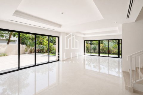Townhouse til salg i Dubai, UAE 3 soveværelser, 251 kvm № 736056 - foto 2