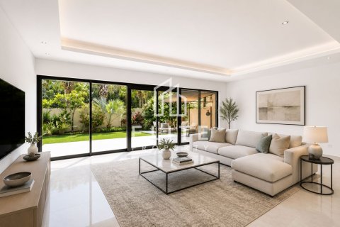 Townhouse til salg i Dubai, UAE 3 soveværelser, 251 kvm № 736056 - foto 4