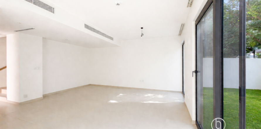 Vila v Tilal Al Ghaf, Dubai, SAE 3 ložnice, 199 m² Č.: 695377