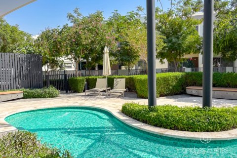 Villa til leie i Tilal Al Ghaf, Dubai, Emiratene 3 soverom, 199 kvm Nr. 695377 - Foto 18