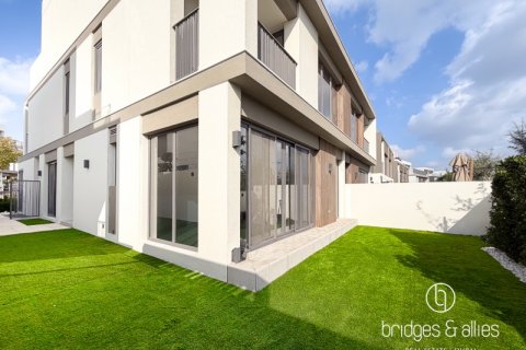 Tilal Al Ghaf, Dubai, BAE’de villa 4 yatak odası, 251 m&sup2; No 695376
