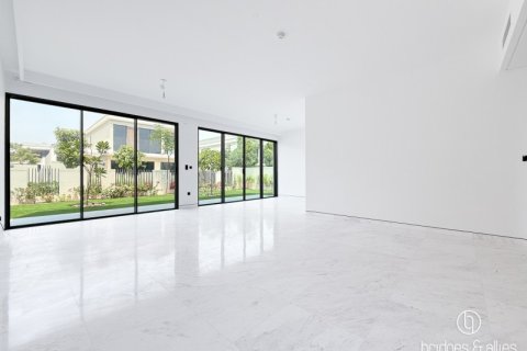 Villa til leie i Tilal Al Ghaf, Dubai, Emiratene 4 soverom, 432 kvm Nr. 695375 - Foto 4