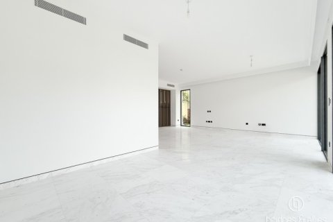 Villa til leie i Tilal Al Ghaf, Dubai, Emiratene 4 soverom, 432 kvm Nr. 695375 - Foto 5