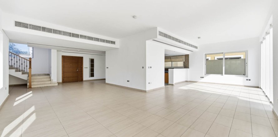 Villa itt: Jumeirah Park, Dubai, EAE, 4 hálószoba, 726.59 m², azonosító: 750035