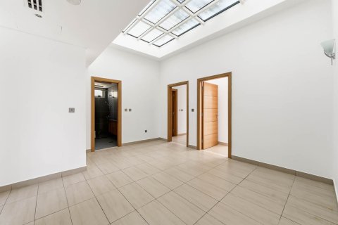Villa itt: Jumeirah Park, Dubai, EAE, 4 hálószoba, 726.59 m², azonosító: 750035 - fénykép 5
