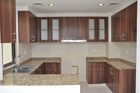 Kuća u nizu u Reem, Dubai, UAE 4 spavaćih soba, 215.16 m2 Br. 750055 - fotografija 3