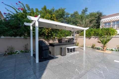 Villa in Jumeirah Village Triangle, Dubai, UAE 3 bedrooms, 674.29 sq.m. № 750038 - photo 7