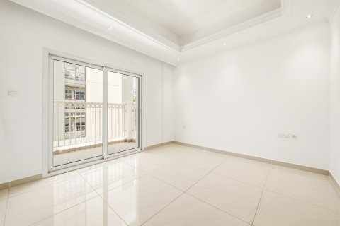 Apartment til leje i Arjan, Dubai, UAE 2 soveværelser, 135.62 kvm № 750037 - foto 3