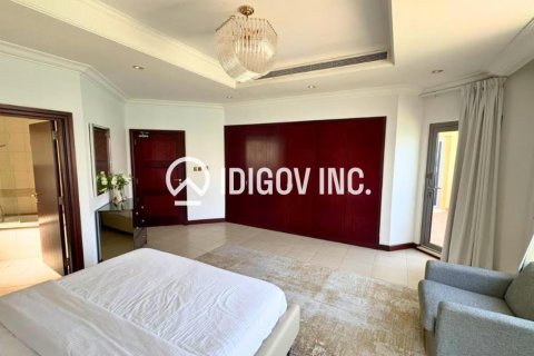 Villa para arrendamento em Palm Jumeirah, Dubai, EAU 5 quartos, 622 m2 № 680690 - foto 15
