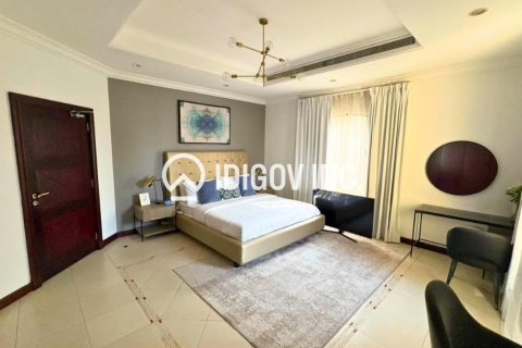 Villa para arrendamento em Palm Jumeirah, Dubai, EAU 5 quartos, 622 m2 № 680690 - foto 8