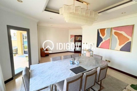 Villa para arrendamento em Palm Jumeirah, Dubai, EAU 5 quartos, 622 m2 № 680690 - foto 4