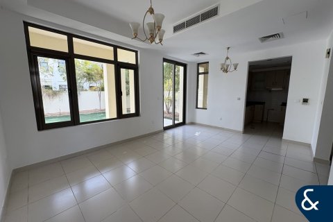 Villa en alquiler en Reem, Dubai, EAU 3 dormitorios, 279 m2 № 668505 - foto 4
