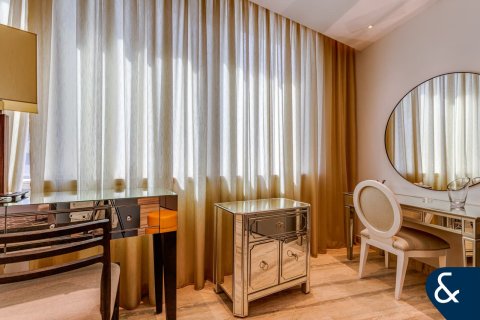 Apartament de închiriat în Business Bay, Dubai, EAU 1 dormitor, 350 mp.  №668506 - poză 17